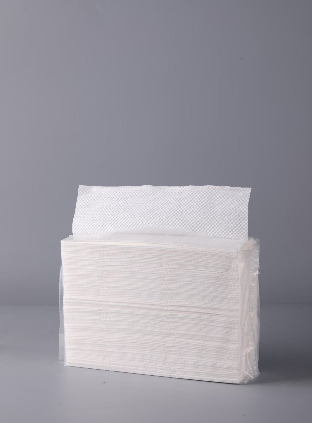 买纸巾得多个心眼买纸巾别只看价格，层数、克重、原料都藏猫腻，日常消耗品，多留个心