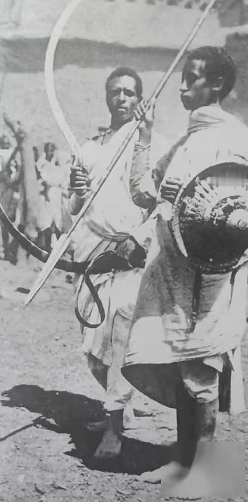 1933年3月：罗斯福“新政”拯救美国的转折点
1930年代初，全球经济陷入史无