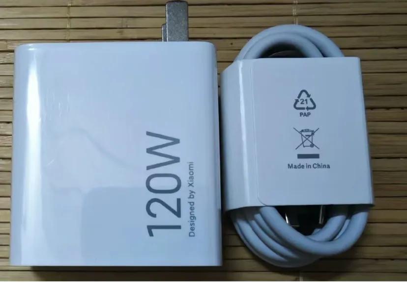 什么充电器要300R??
原装充电器因为这两天不小心弄丢了。
然后用别人的充电巨