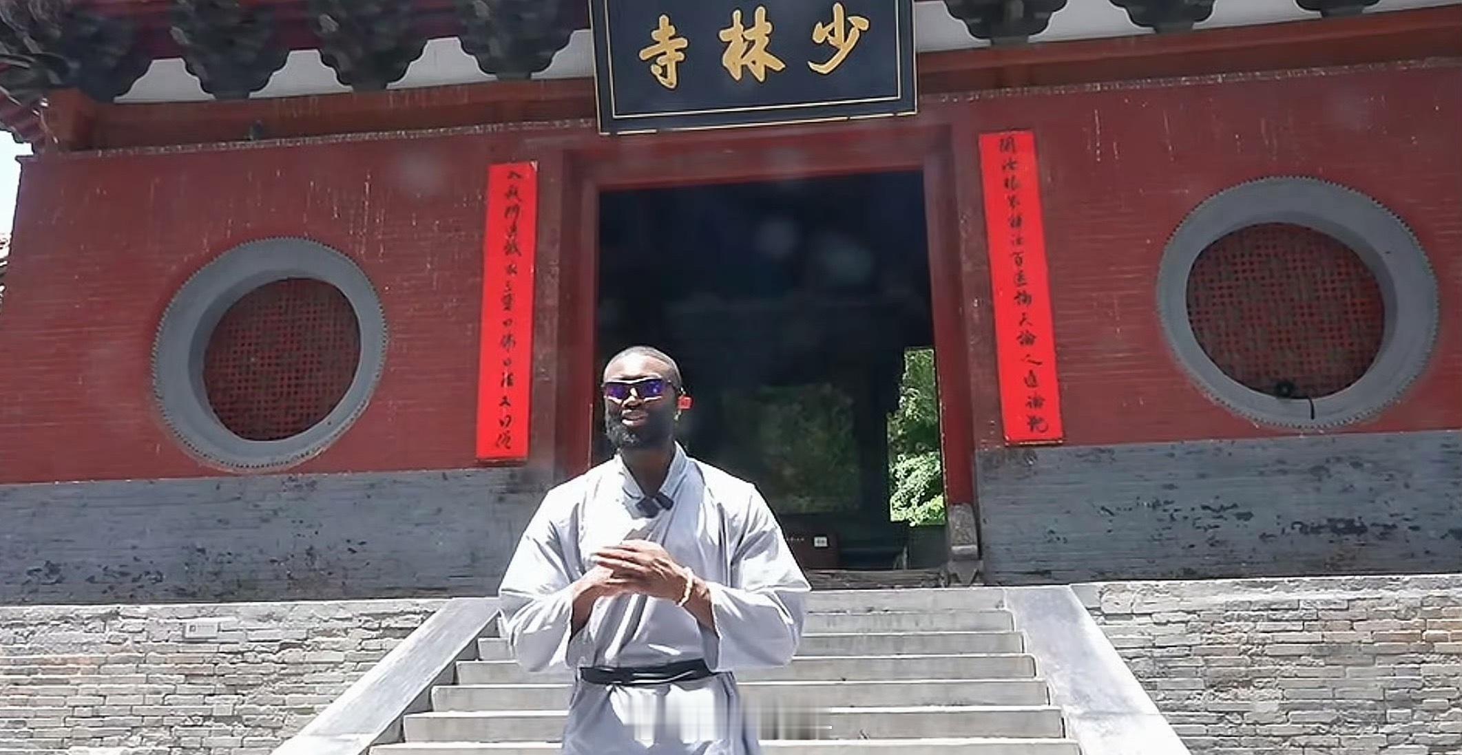 杰伦-布朗也去少林寺了，这下又要进化了。王鹤棣NBA人脉 nba总决赛 NBA