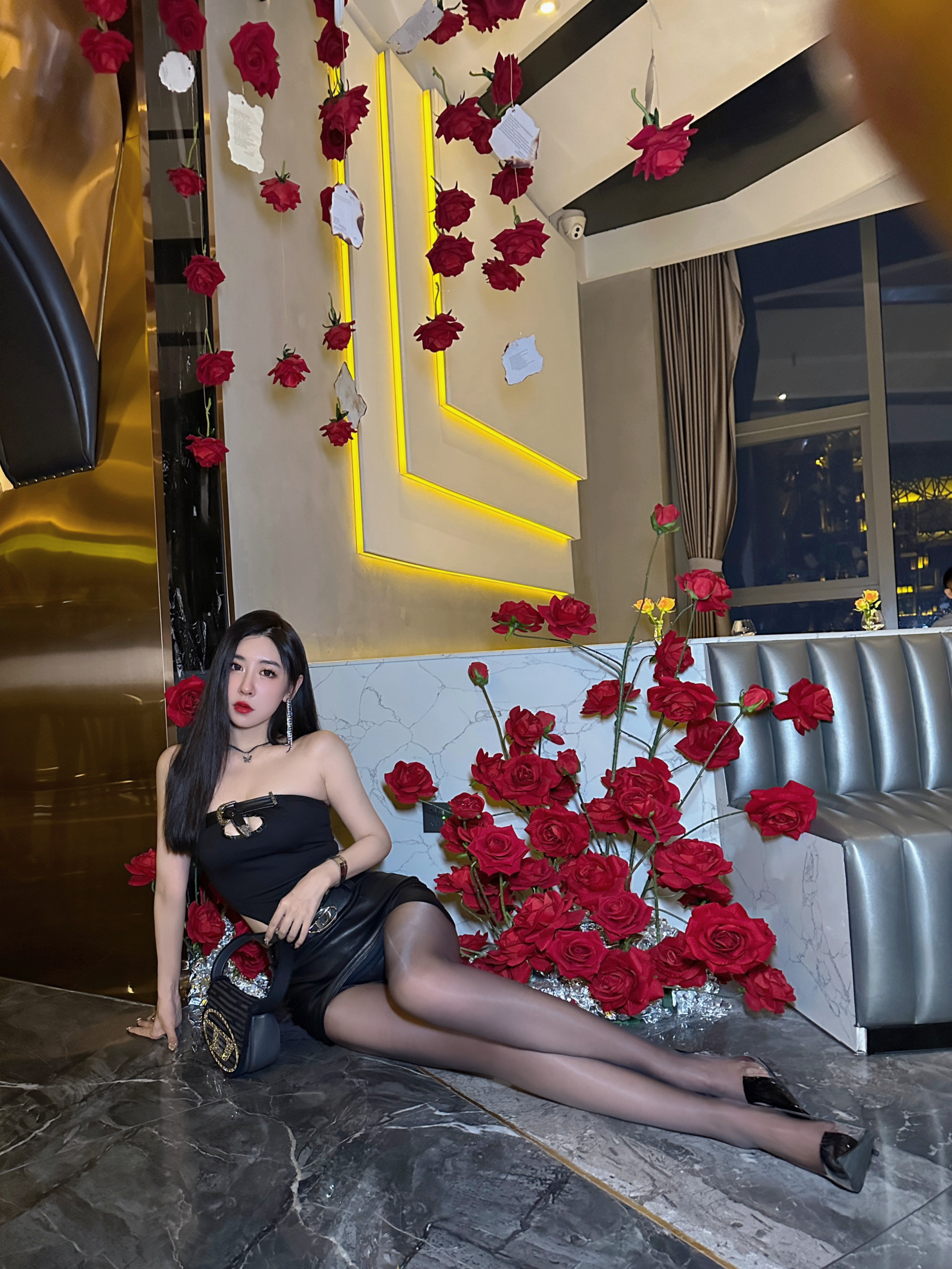 有种好久不见 又天天见的感觉[鲜花]  ​​​