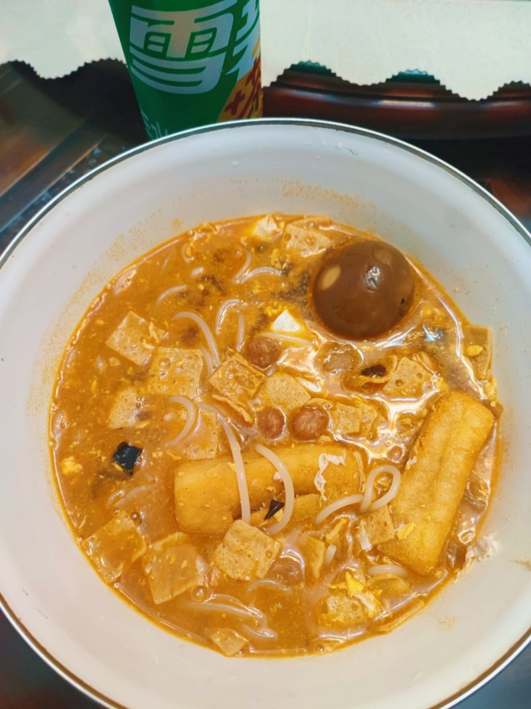 以一碗香喷喷的螺蛳粉，结束国庆假期～ ​​​