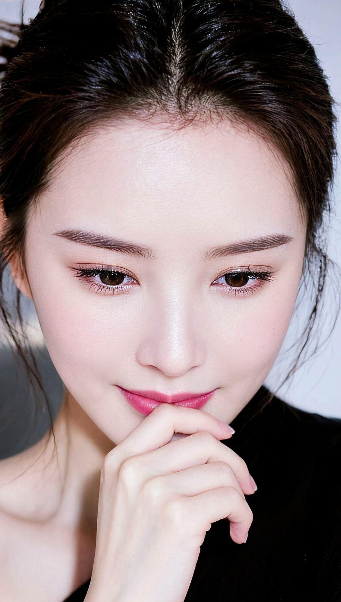 AI温柔质感写真 抖音ai创作 美妆 特写镜头 跟拍