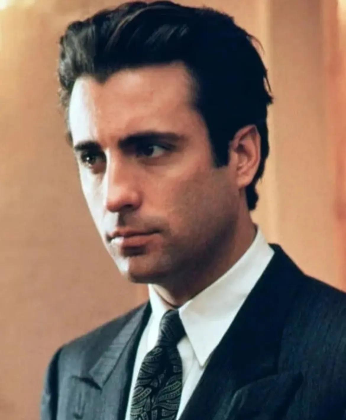 离谱！荷兰大臣公然为没收ASML资产站台，威胁脱钩暴露强盗逻辑
 
荷兰经济大臣