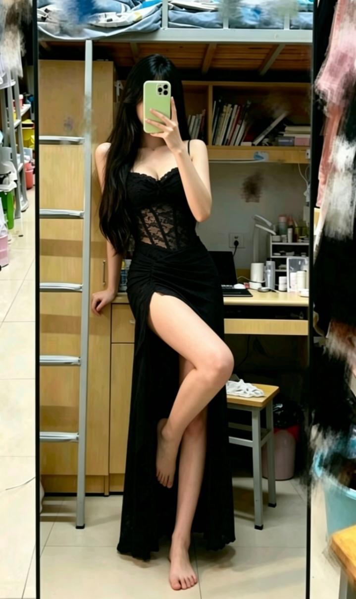 学姐穿搭 女大穿搭日常 腿 御姐 黑裙子系列