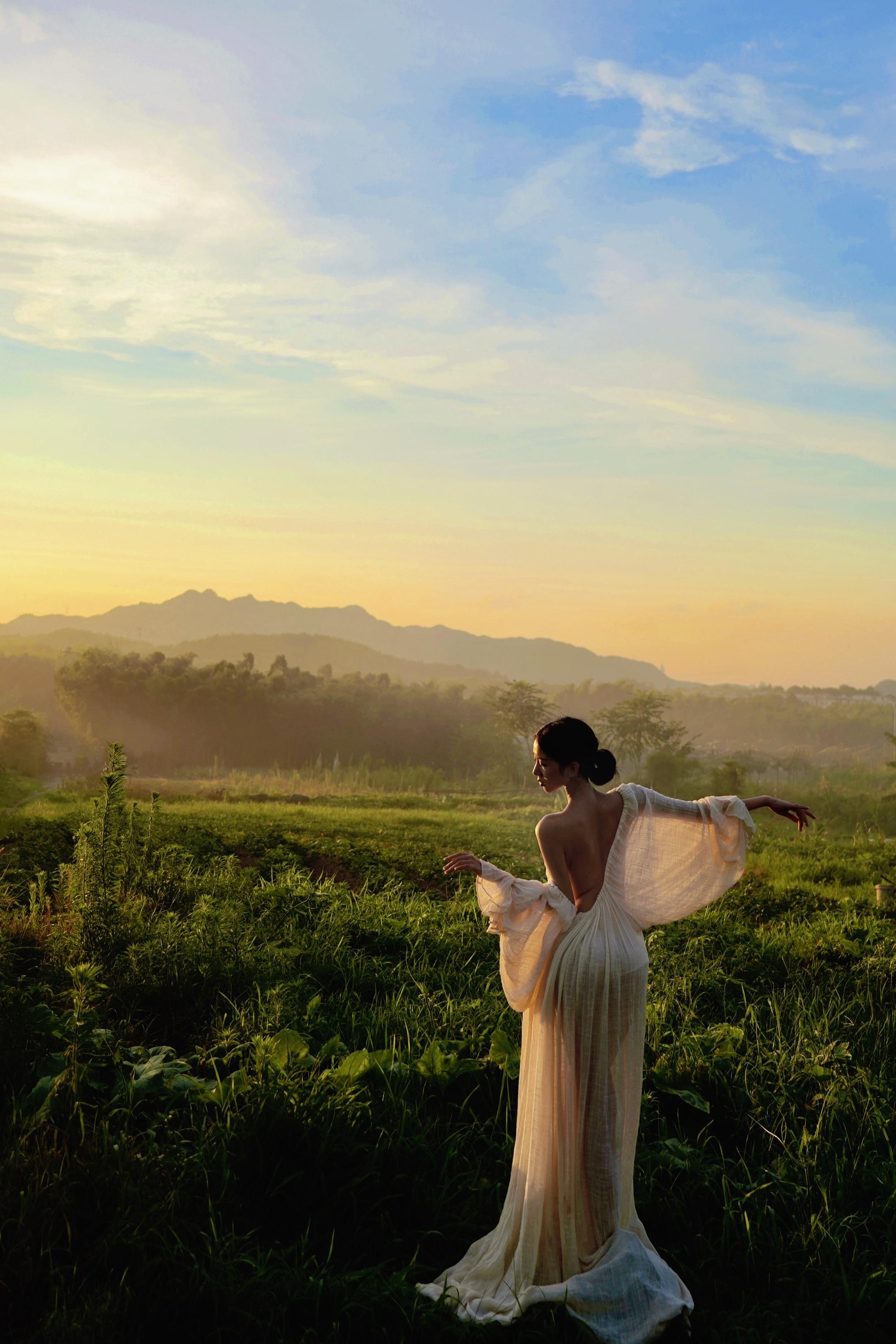 此恨绵绵无绝期