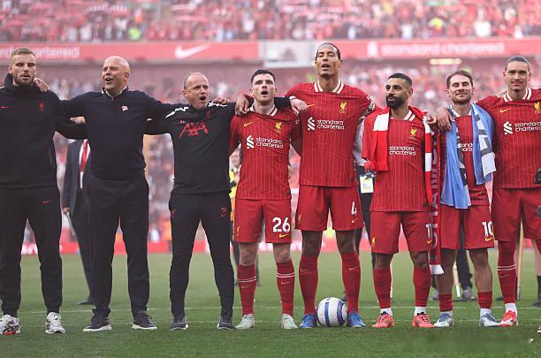 竞技报评论：事实是，仍有一部分人质疑斯洛特是否还是带领球队前进的合适人选。如果他