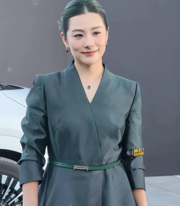 47岁的奥运冠军刘璇，前几天在自己家里直接栽倒了。

半小时喷射性呕吐15次，半