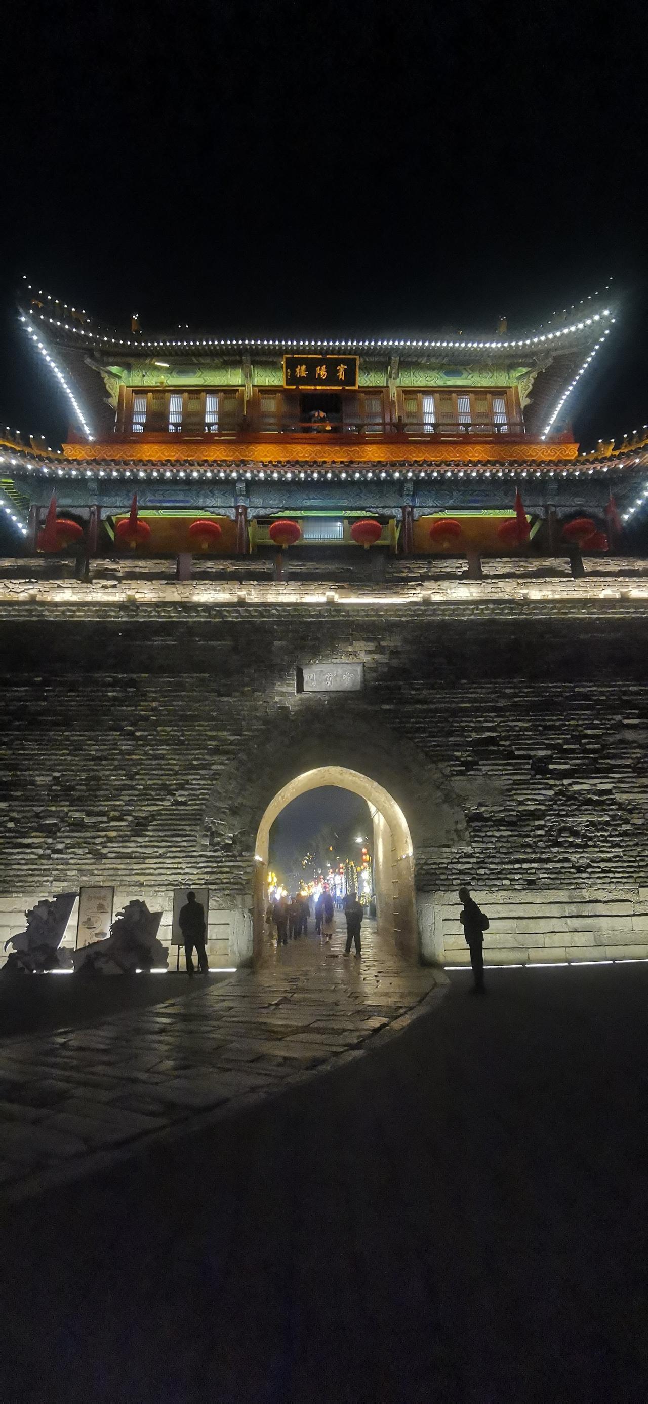 荆州，天下古九州之一，楚国400年郢都，三国故事最多的城市。整个三国发生故事，着