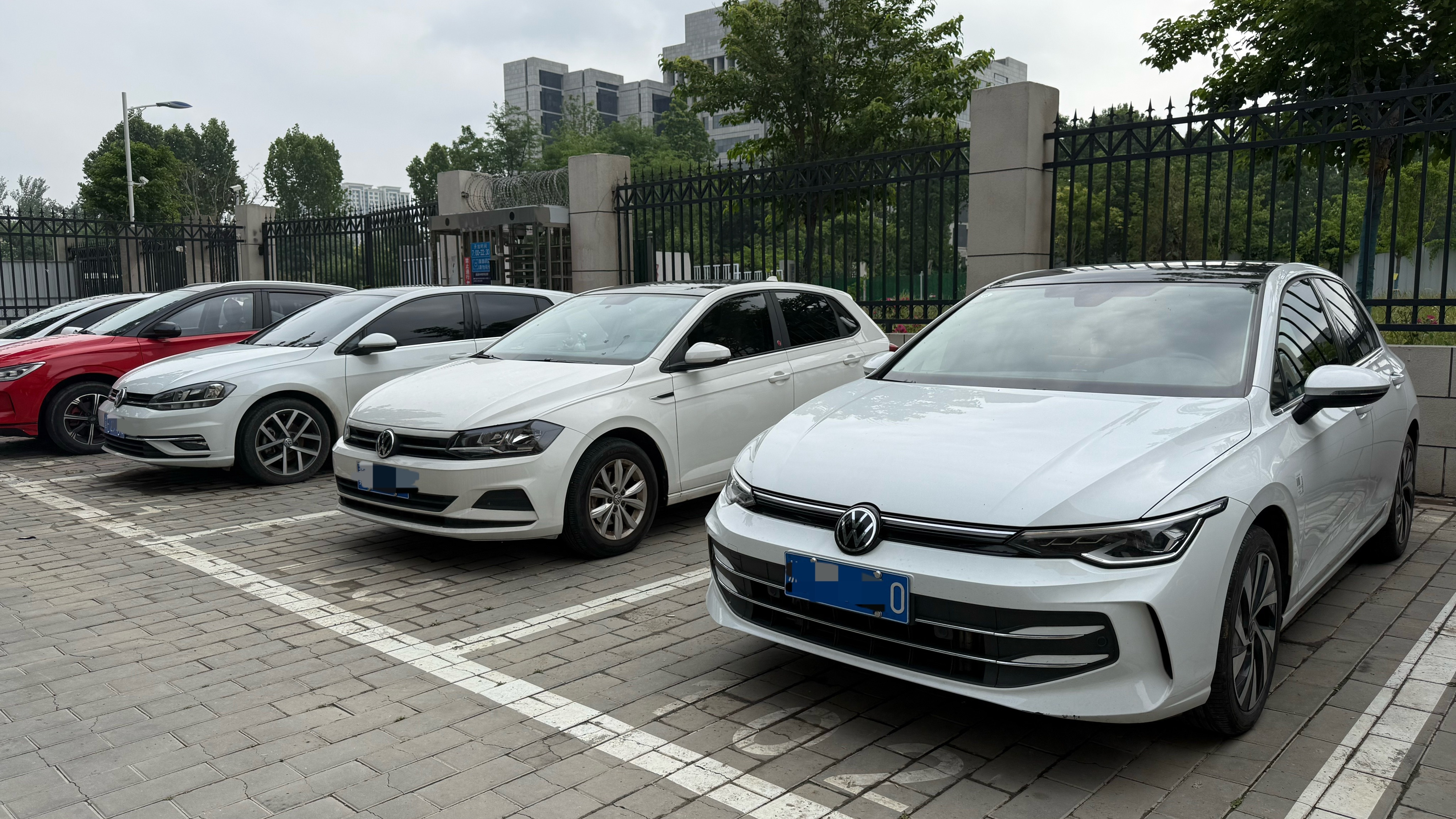 三兔傍地走，安能辨我是雄雌我与汽车的日常汽车杂谈