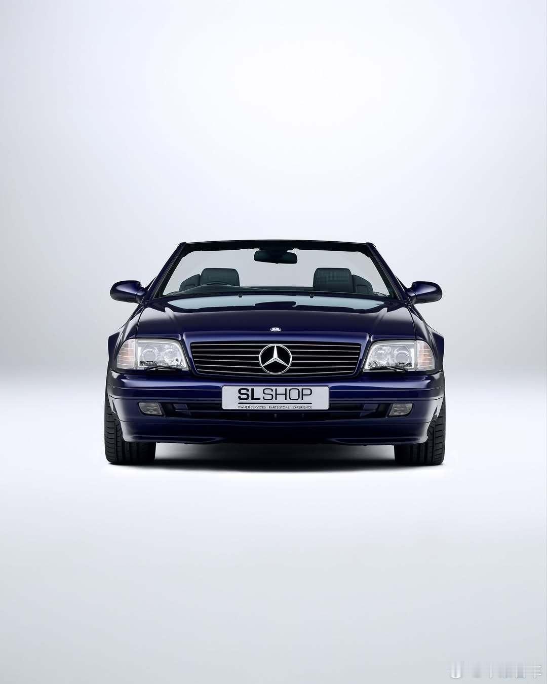 这个颜色叫Mystic Blue (320)，特殊的蓝色，你说是紫色我也是信的R