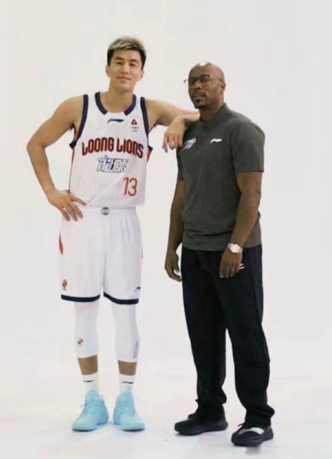 艾伦早点遇到米切尔教练，可能成就会比现在还要高