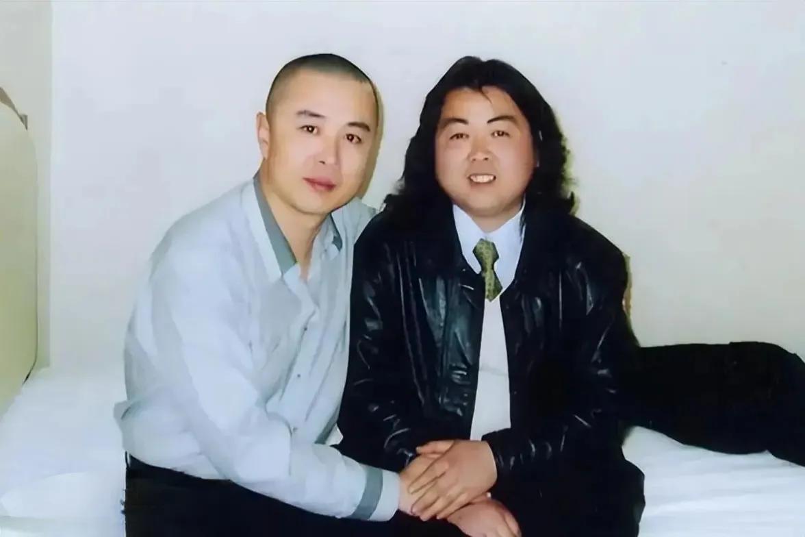 徐少华和杨琨1983年结婚，至今携手42年了，他们有一个孩子，杨琨是一级导演、文