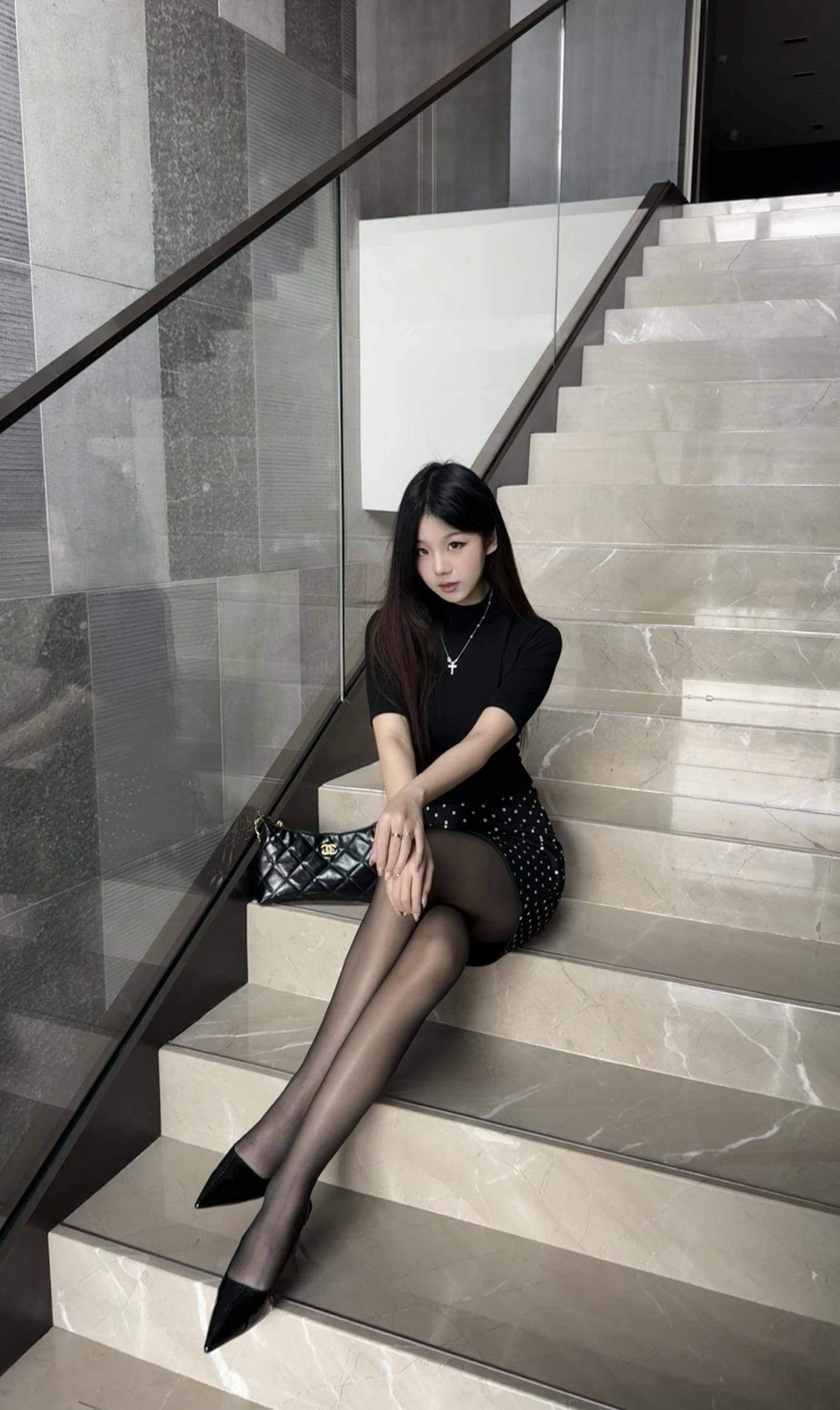 有没有人爱我已经不重要了 没人害我就行