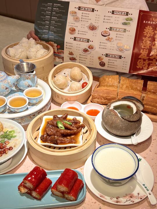 上海前三 不开玩笑…….