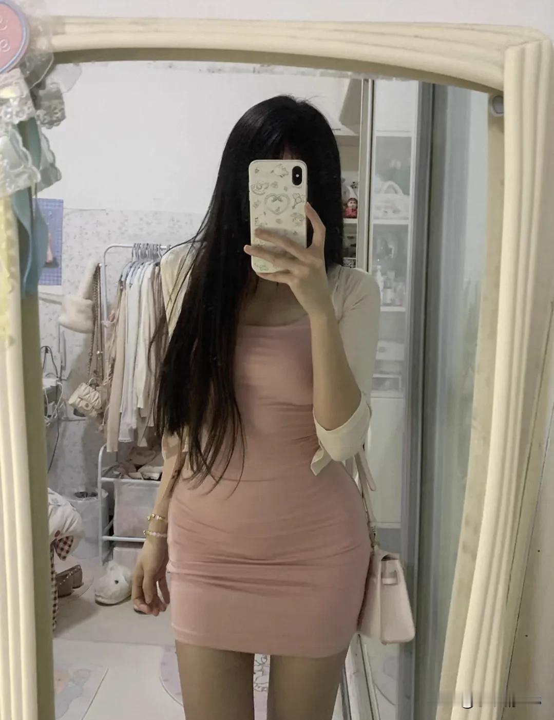 那个时候太蠢了 总想着还要见一面 可是即便见了面又能怎样呢