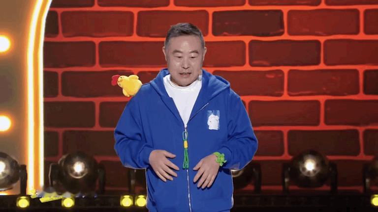 退休后的老板更可怕 当过老板的就是不一样即使在自己不熟悉的领域也能侃侃而谈，让自