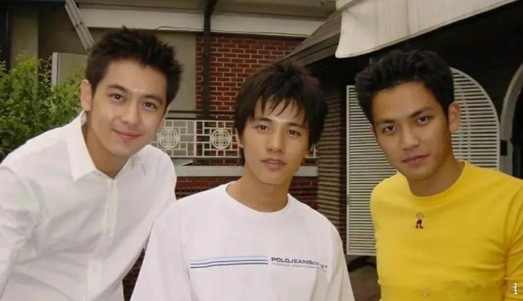 元斌和林志颖2001年合照，才明白了亚洲第一美男的含金量！ ​​​