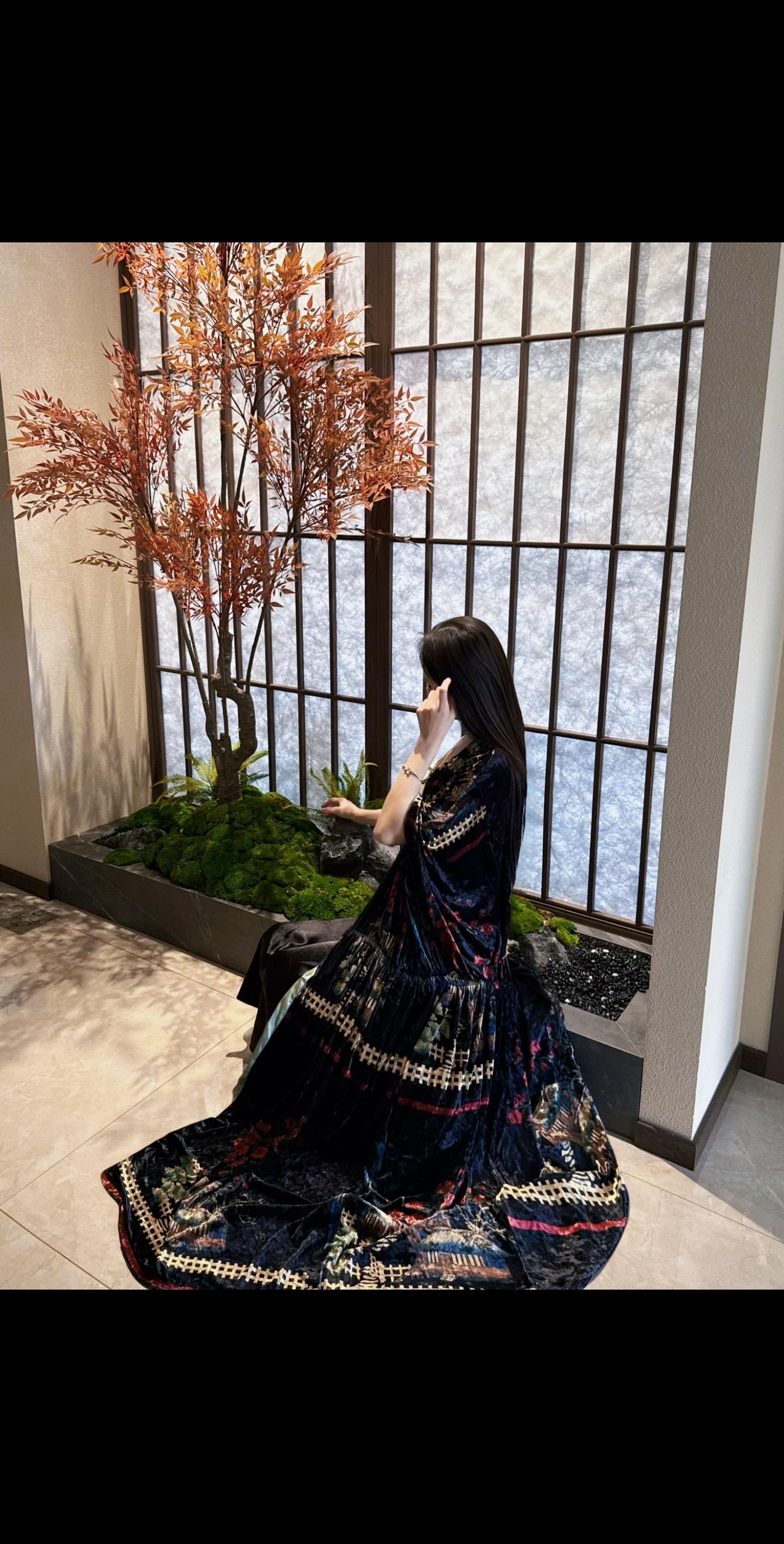 欲买桂花同载酒，终不似，少年游