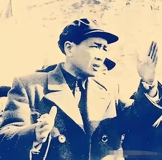 1951年，地主徐裴章被判死刑，行刑时，他已经绝望，谁知地委书记却派人送来一封信