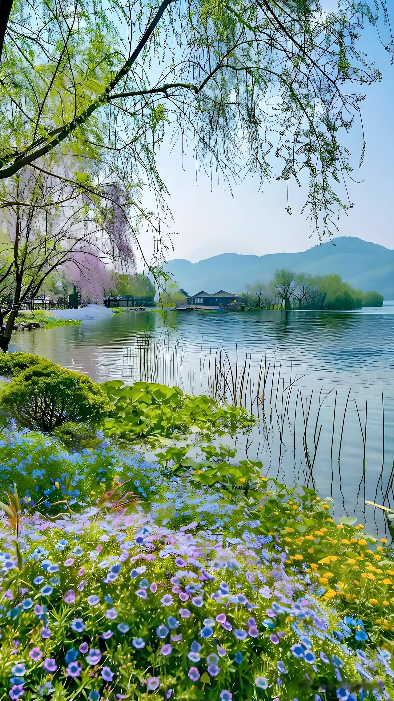 上联:春风拂红柳(原创)
下联:夏雨润绿竹(平台)