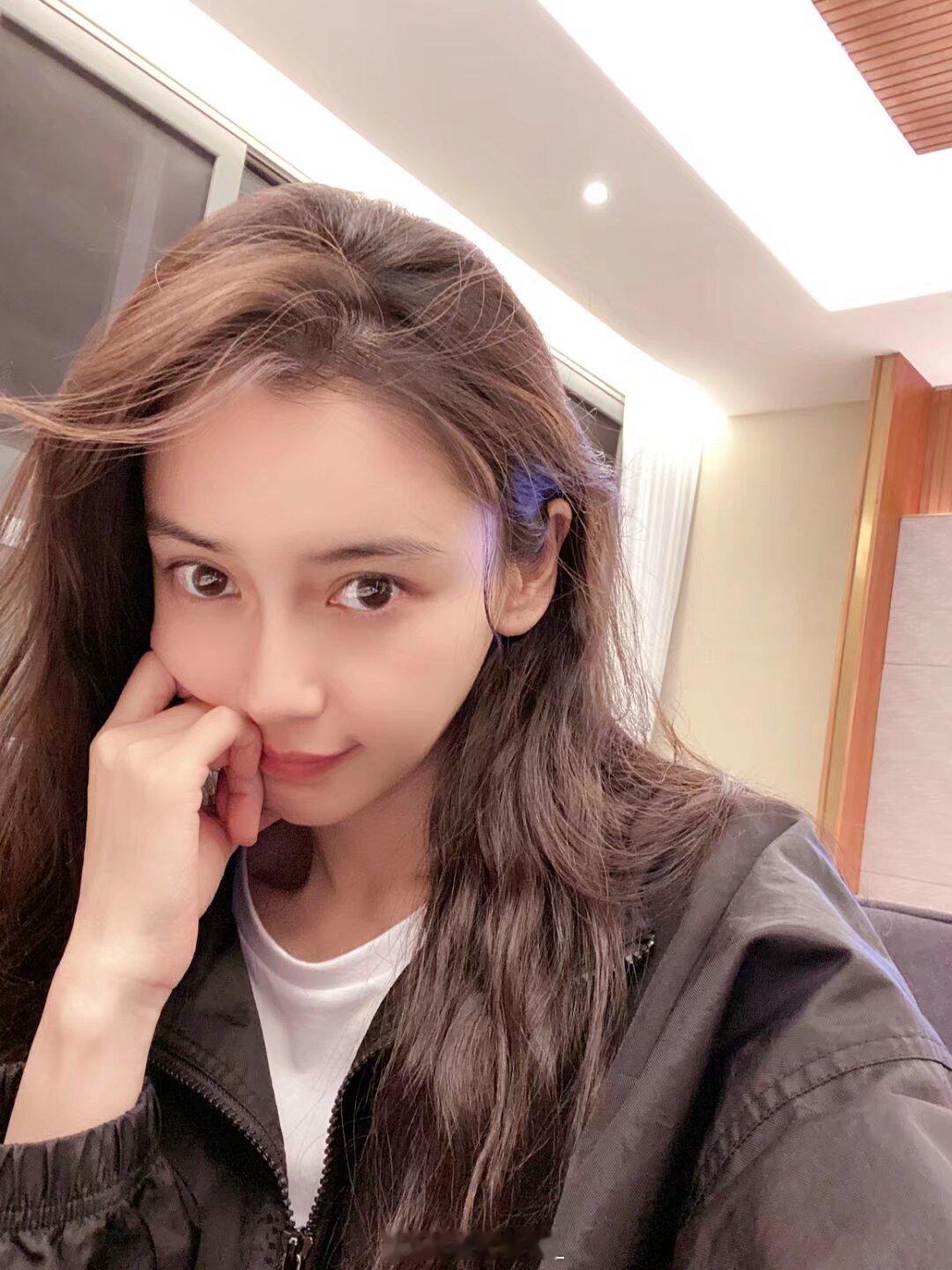 angelababy发自拍了！！！ 