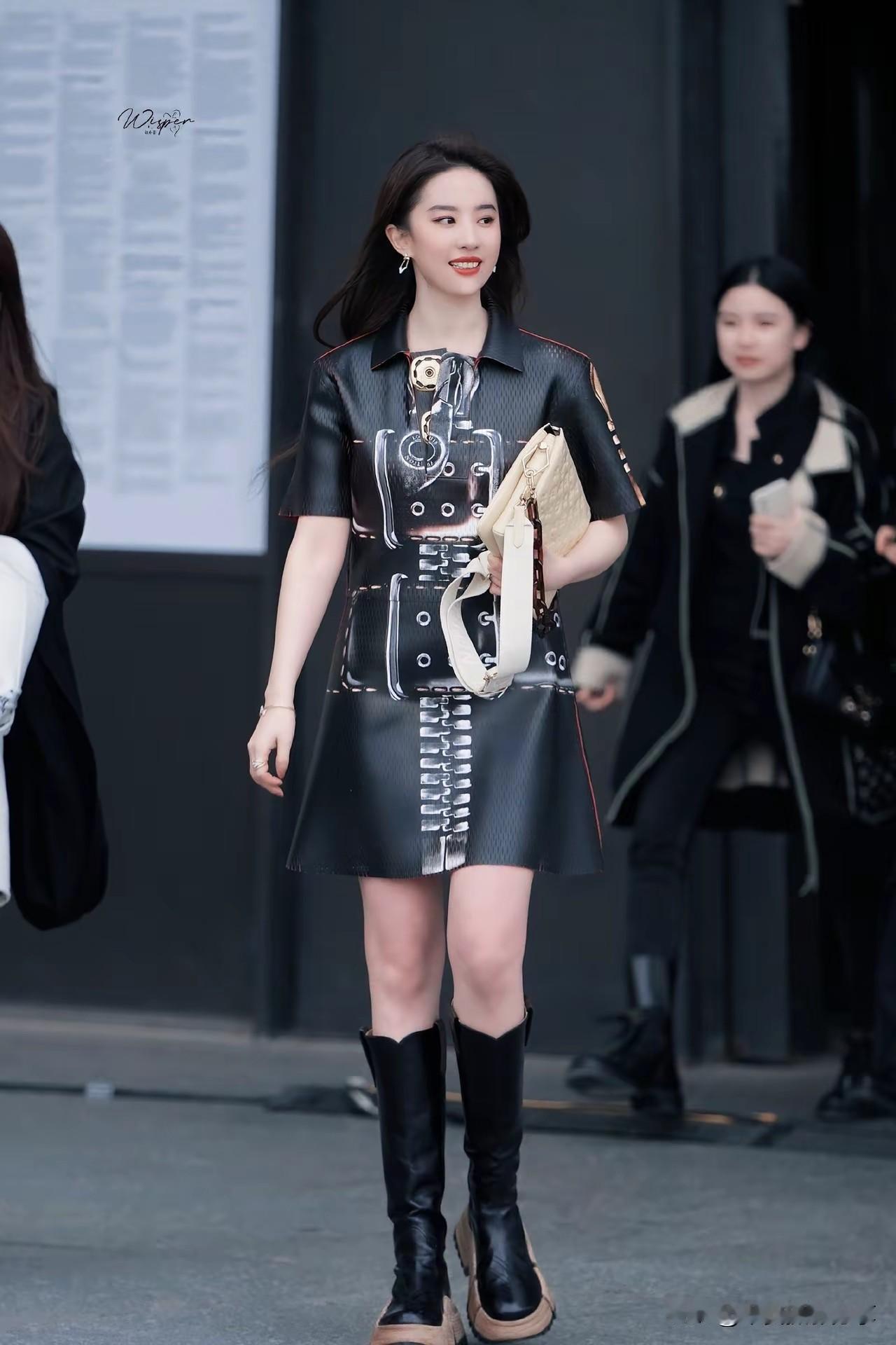 爱豆——刘亦菲刘亦菲 明星 刘亦菲 刘亦菲写真照 刘亦菲​​​​ 刘亦菲身材 刘