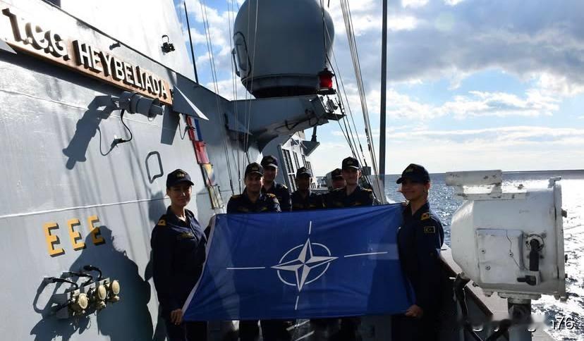 2025年11月11日，北约常设海上第二集群（SNMG2）宣布土耳其海军轻型护卫