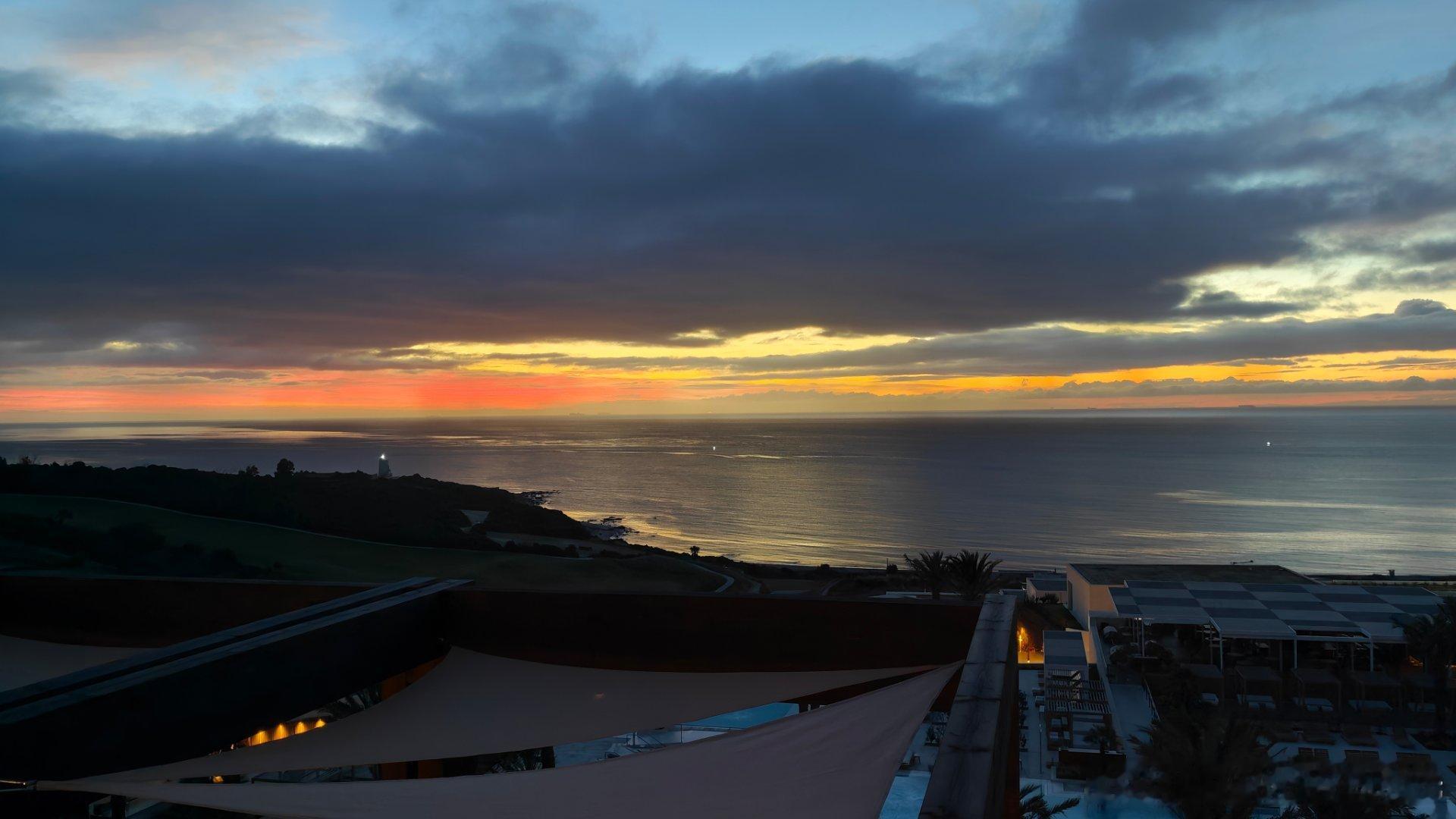 直布罗陀的日出，太美了！ 直布罗陀·直布罗陀海湾码头公寓(Marina Bay 