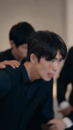 看完短剧连夜提升择偶标准《他比子弹温柔》的傅耀扬有多绝？对外杀伐果断，对内温柔入