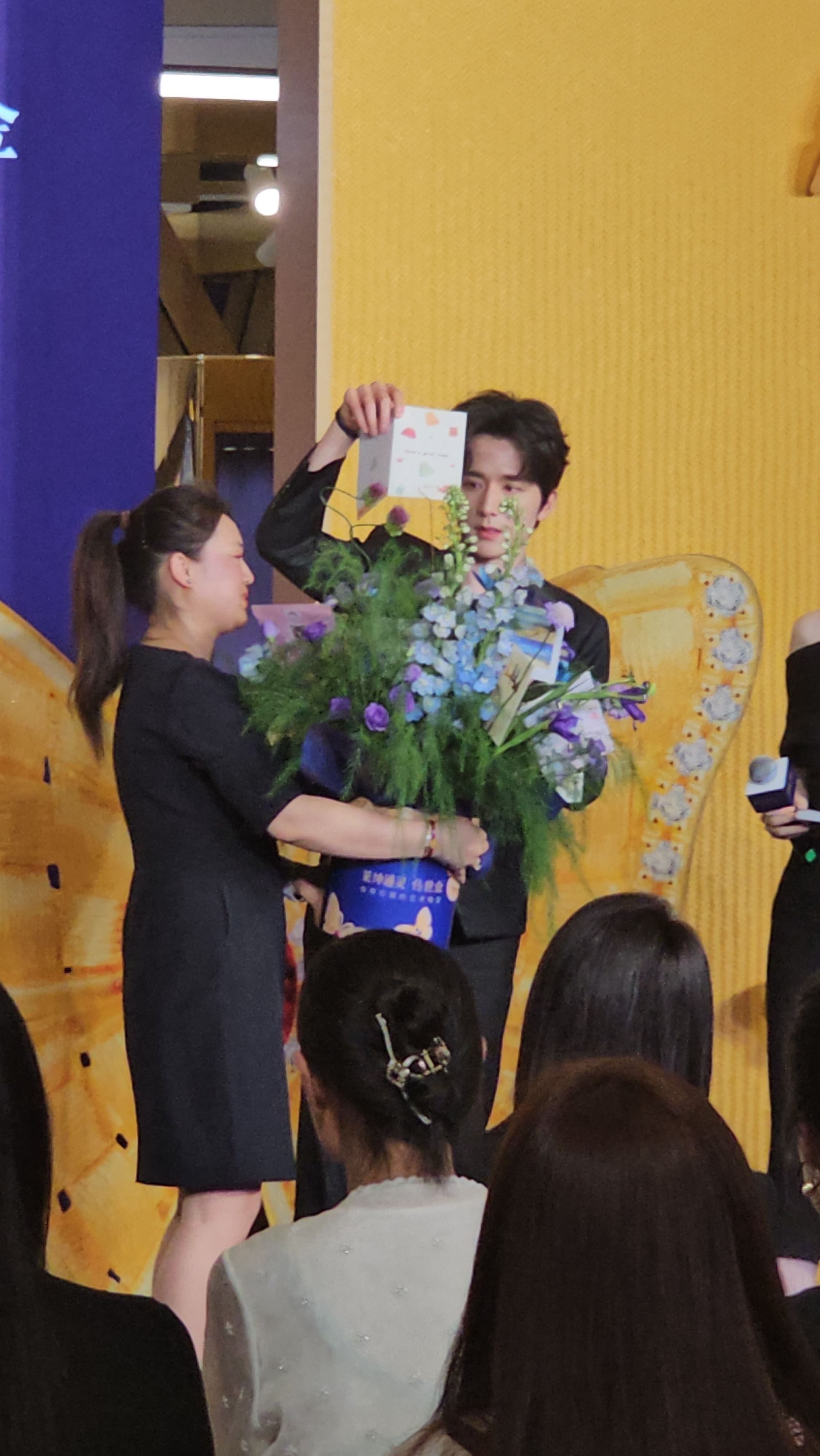 什么时候再来个活动让我追追（高糊版 