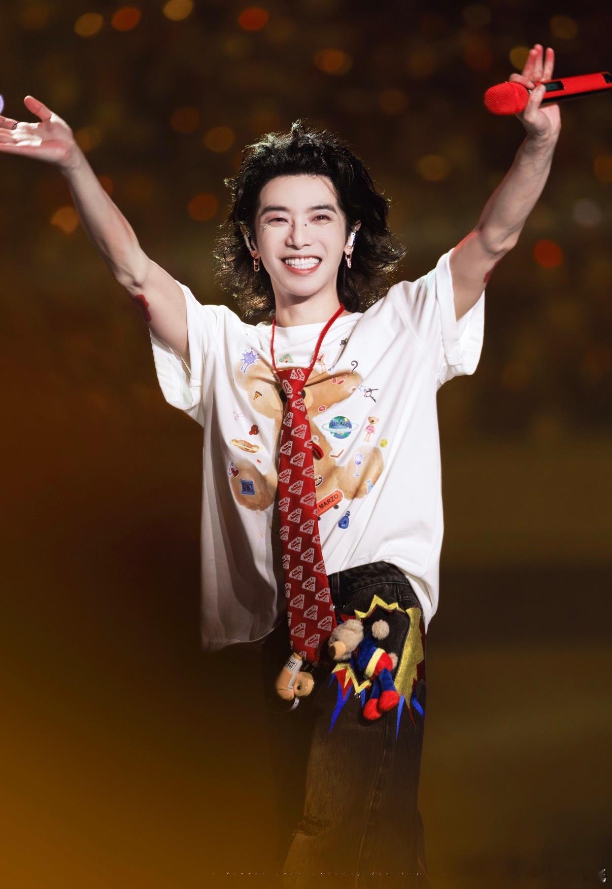 华晨宇官宣开启火星2.0湖南卫视跨年演唱会微博跨年狂欢节 谁懂啊！刚为火星2.0