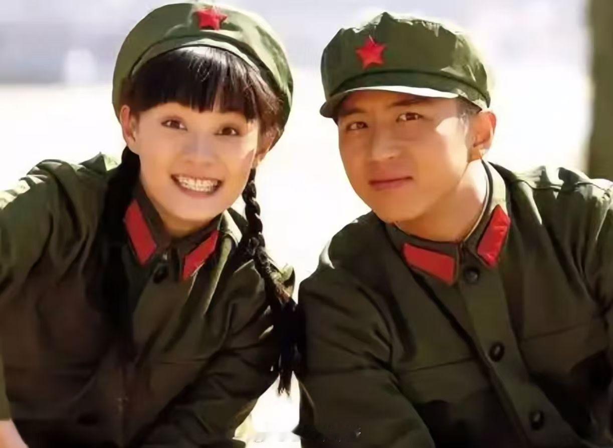 邓超说孙俪和他领完证哭了哈哈哈哈哈两个人一路走来，真的特别不容易 而且感情是真的