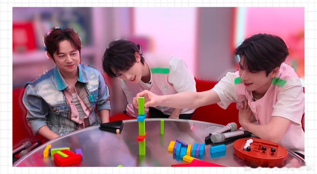 丁程鑫发你好星期六vlog你好星期六 周三续命神器！丁程鑫好六幕后vlog，看完