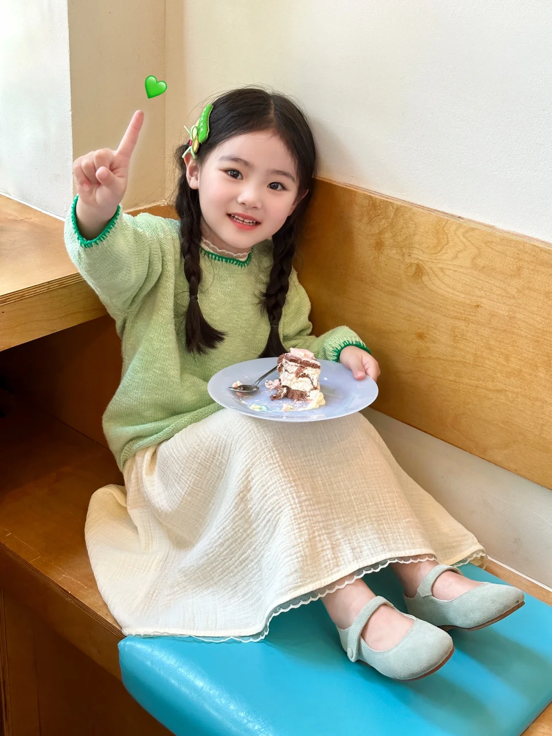 女孩子真的好可爱～