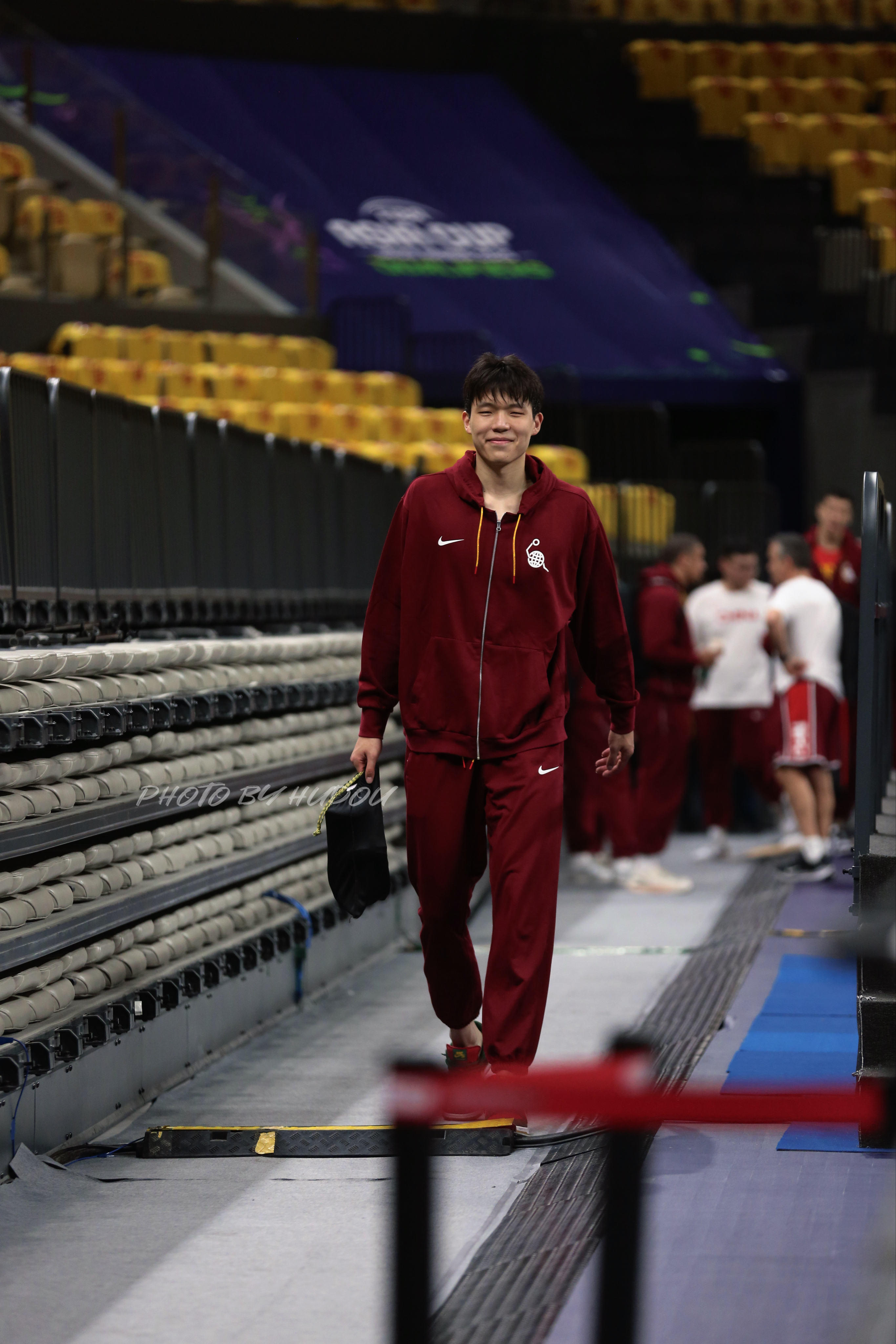 我不会用“天才”的标准去定义、要求或是期待他。我只会以“HANSEN TEAM”