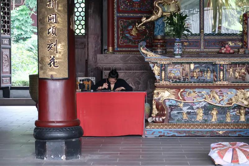 环保新解：从“天人合一”到可持续未来
全球气候峰会热议减排，道家“道法自然”理念