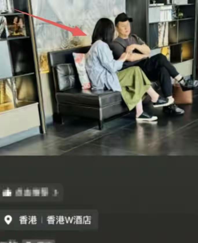 都以为李亚鹏输惨了，但我告诉你，这盘棋他下了18年，我们都是棋子。
你看他，戏