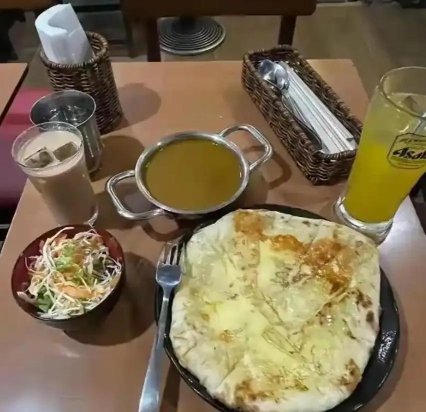 北京传媒大学旁那家"美味印度小厨"，前几天还靠着"全北京最正宗咖喱"冲上本地美食