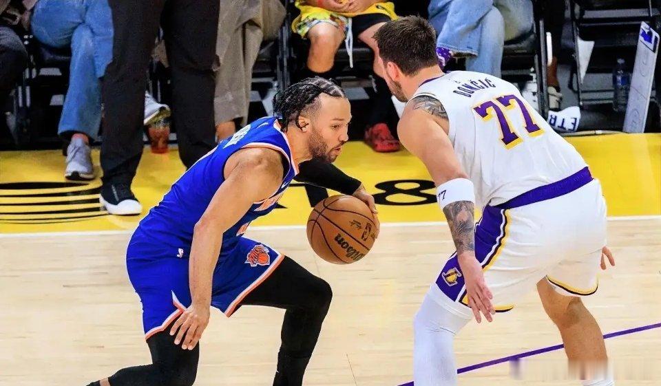 帕金斯icon所言极是啊！东契奇icon是NBA压力最大的球员，他急需带队兑现总