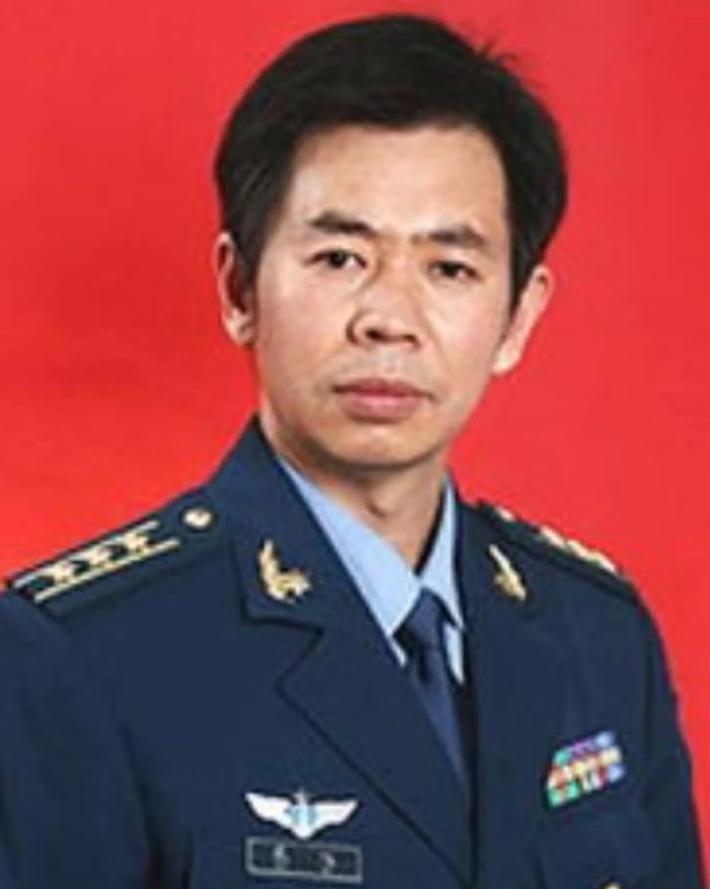 “敌人打到家门口了，还不敢开第一枪？”戴旭直言对美国根本就不用怕 ，面对美国的挑