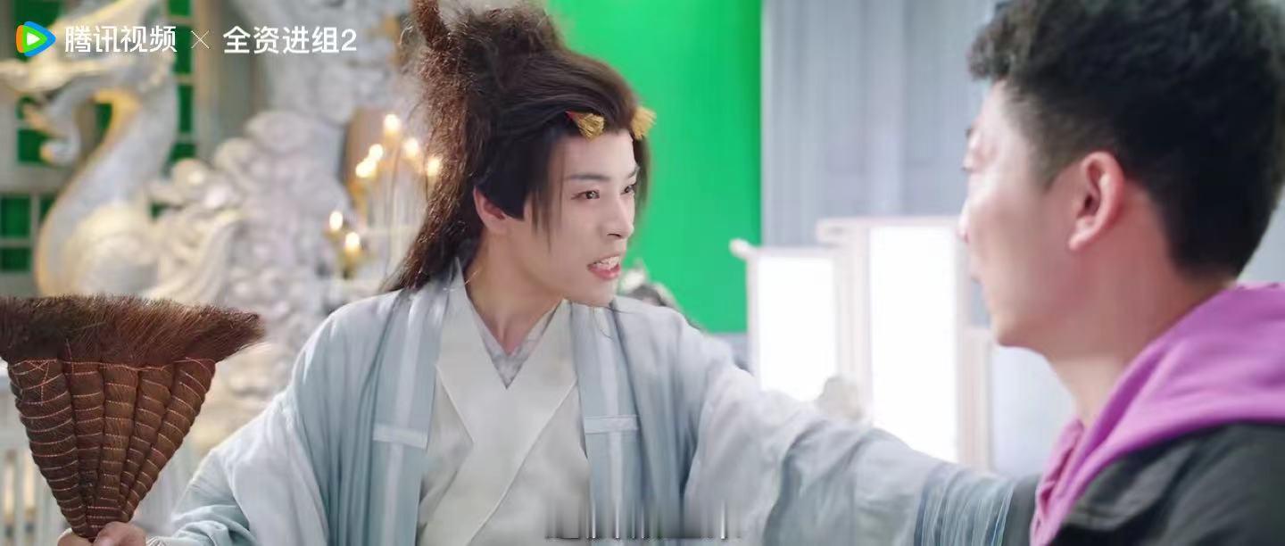 #全资进组2戏中戏##全资进组2炸裂造型#全资进组2炸裂造型，哇塞 ​​​