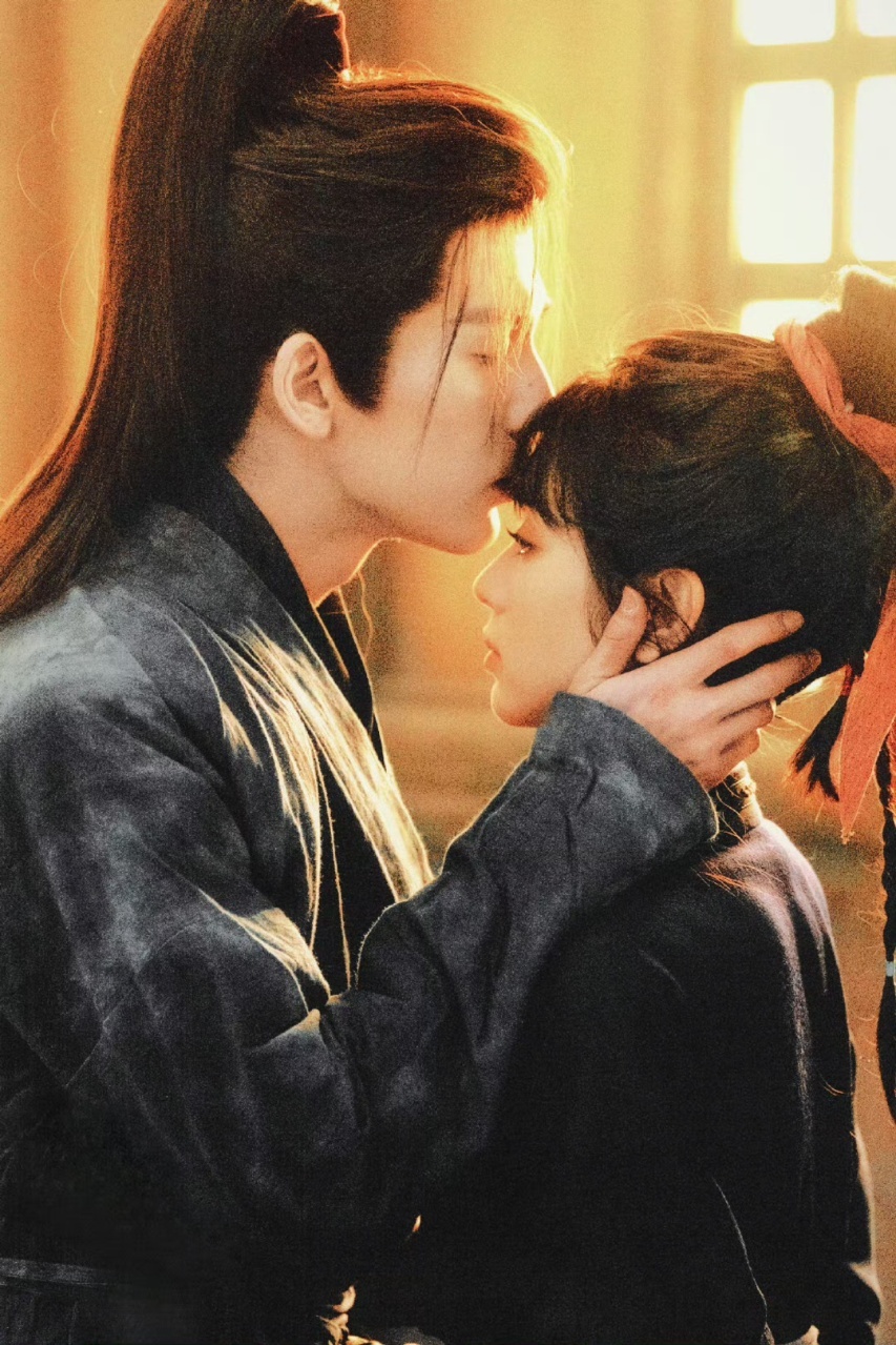 娱乐樊长玉谢征额头吻樊长玉谢征额头吻也好喜欢，两人好甜！逐玉额头吻