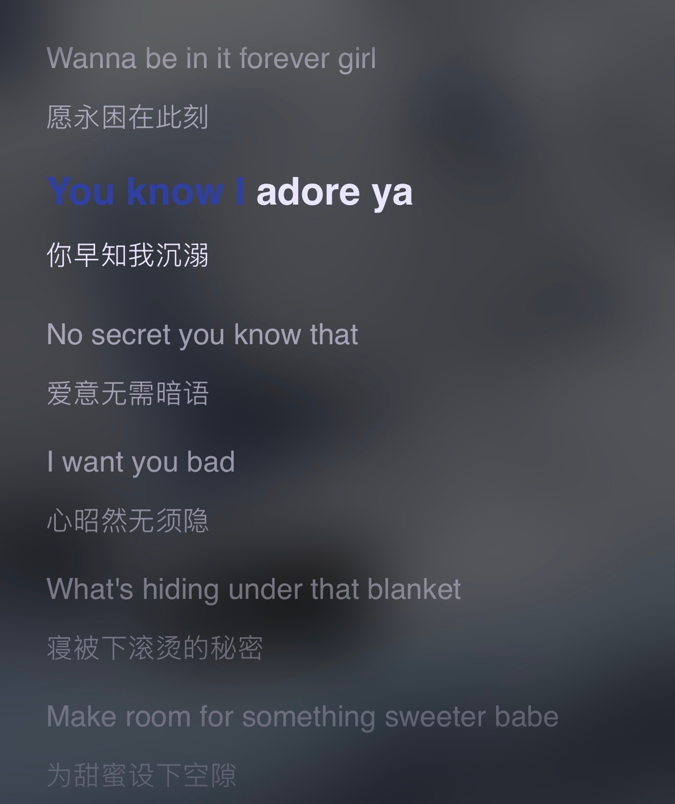 很喜欢这种表达。他说的是“写中文版”，而不是“翻译中文版”。这两个词的区别其实很