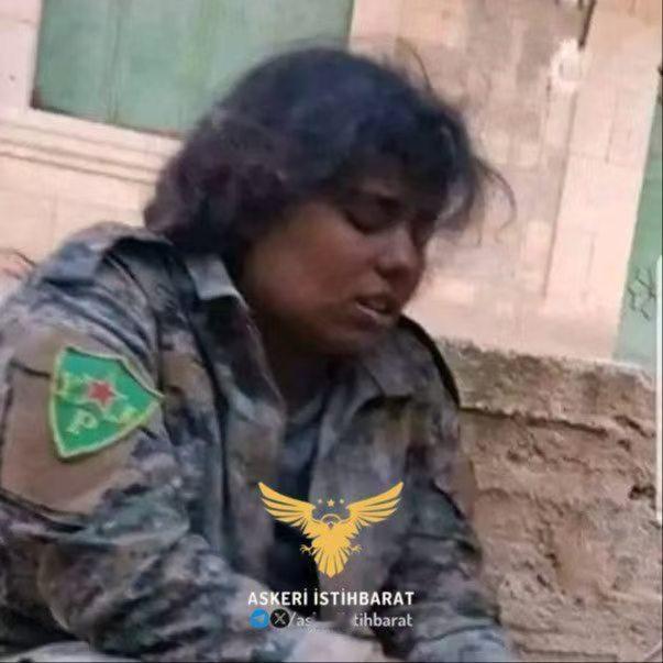 非我族类其心必异，这句话又再次实现了！关键时刻，库尔德武装当中的大批阿拉伯士兵，