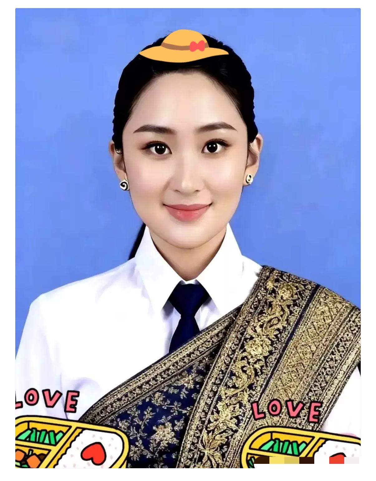 一张反对票都没有。 
354票赞成，15票弃权。泰国为泰党就这么选出了新老大。 