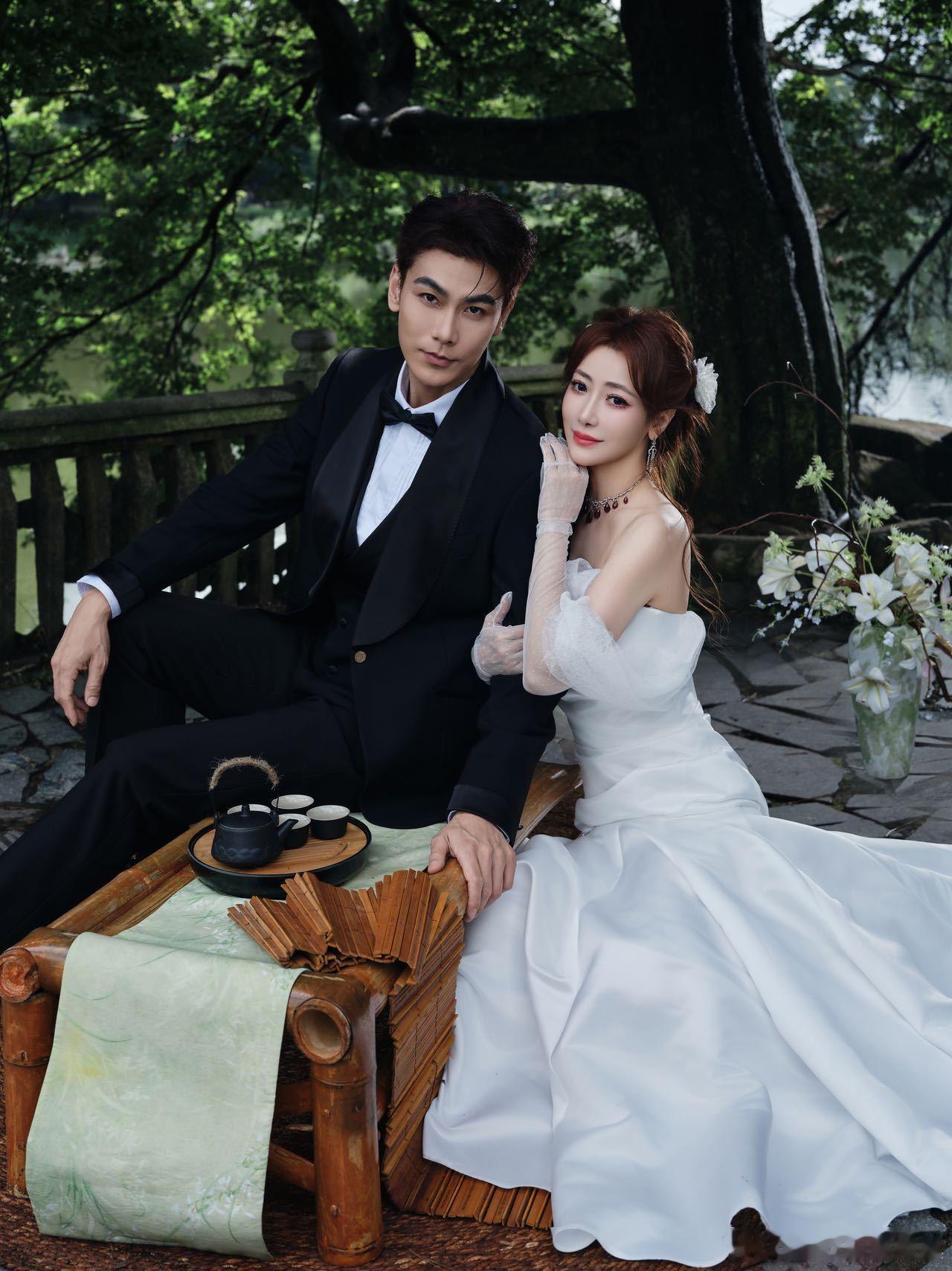 陈紫函回应姐弟恋陈紫涵姐弟恋十年了爱是唯一的超能力。他们用十年证明，它能跨越时间