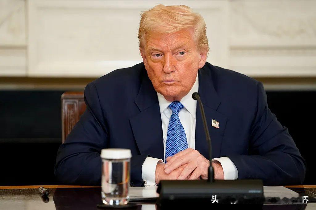 尽管俄美元首即将在美国阿拉斯加会晤，但我认为俄乌迅速停火几率不大。美国总统喊话让
