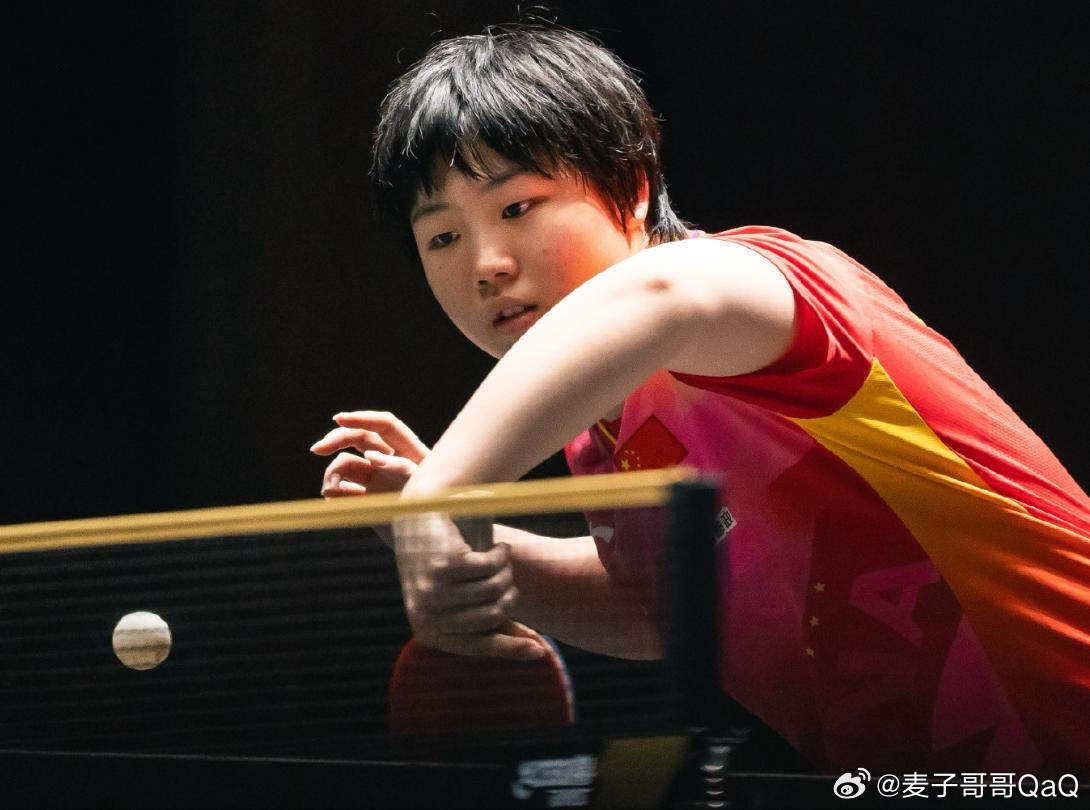 #蒯曼4比2钱天一##蒯曼女单冠军#20岁国乒小将蒯曼恶战6局后4-2战胜队友钱