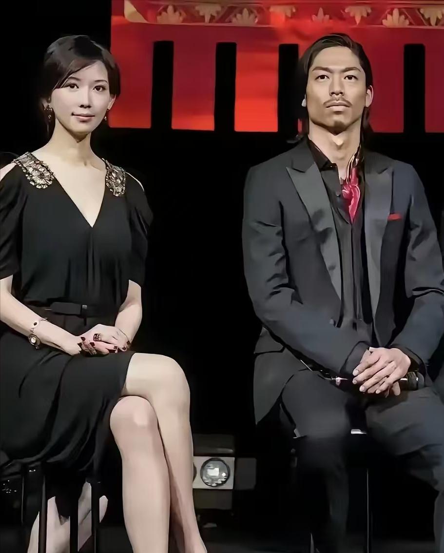 林志玲作为国民女神，这次是真被误会了。
林志玲自打出道以来，谨言慎行，立场上非常